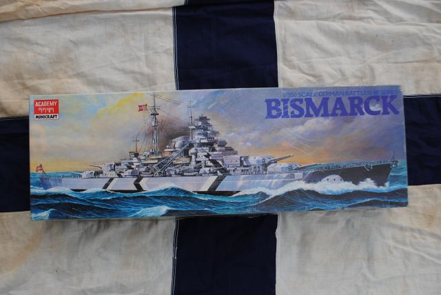 Academy 1415 BISMARCK German Battleship